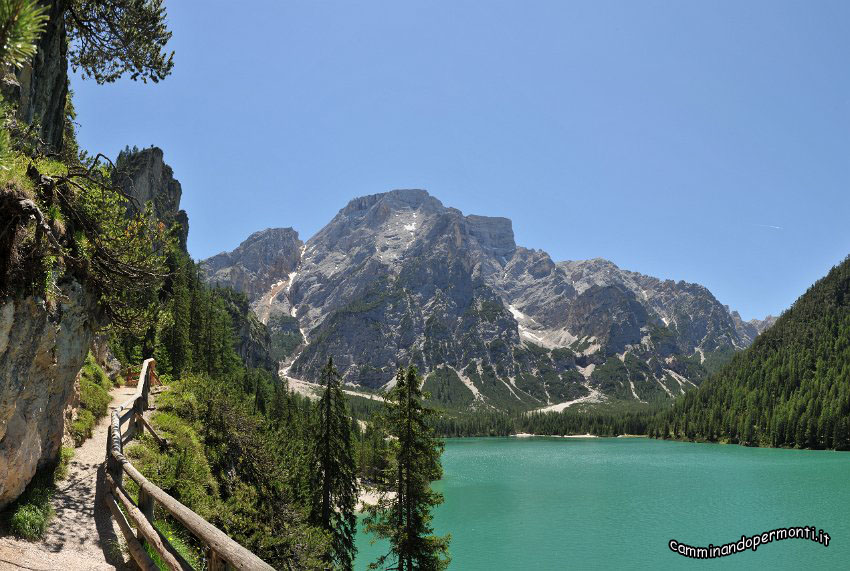 56 Lago di Braies.jpg